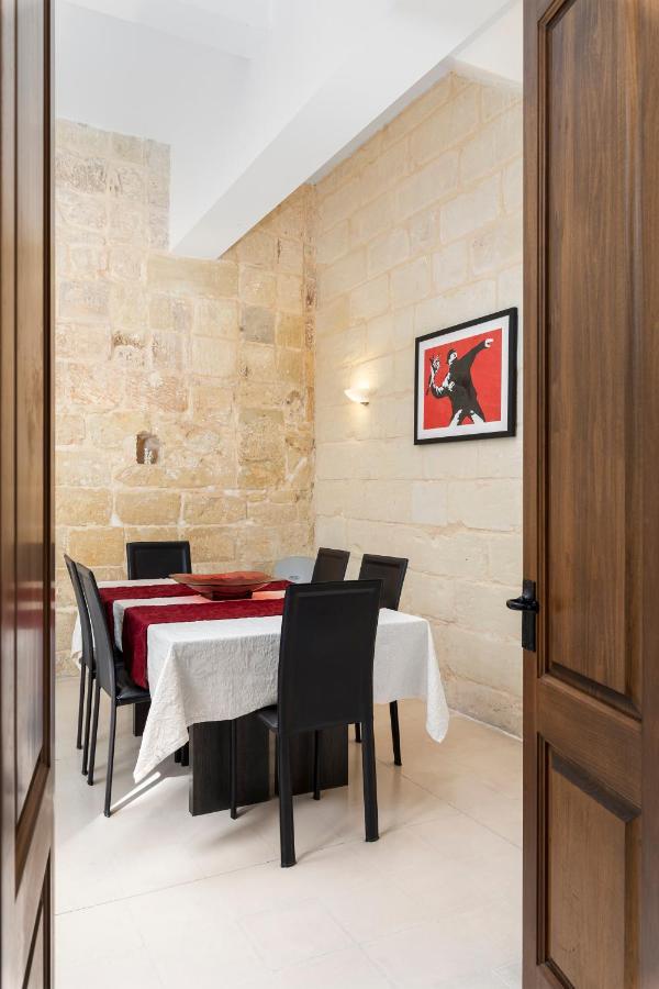 Traditional & Modern Maltese Townhouse - Rooftop Terrace And Sea Views, Close To Birgu Waterfront Cospicua Экстерьер фото