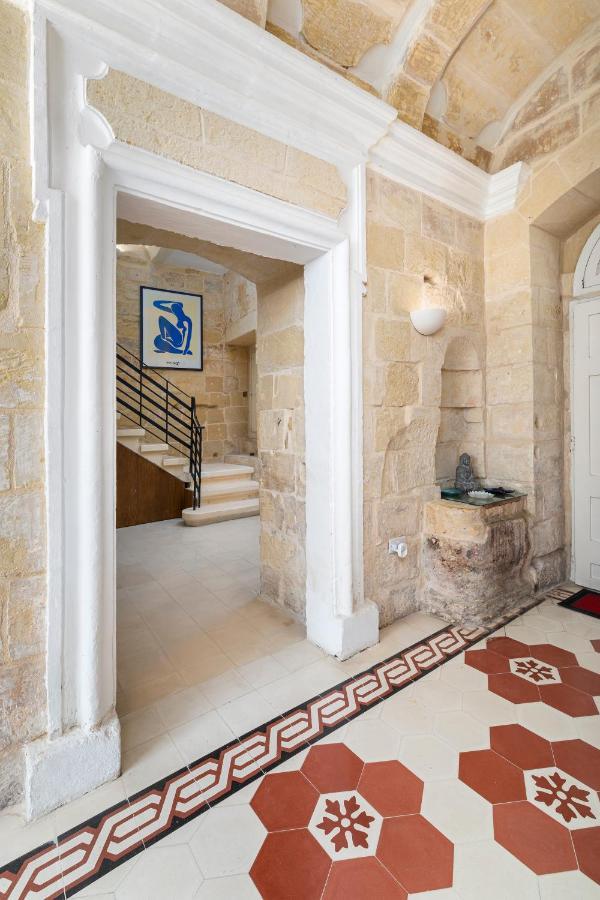 Traditional & Modern Maltese Townhouse - Rooftop Terrace And Sea Views, Close To Birgu Waterfront Cospicua Экстерьер фото