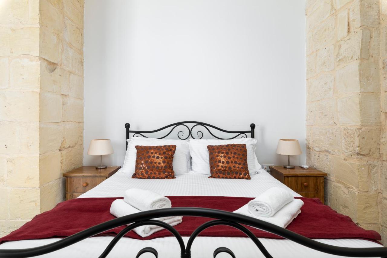 Traditional & Modern Maltese Townhouse - Rooftop Terrace And Sea Views, Close To Birgu Waterfront Cospicua Экстерьер фото