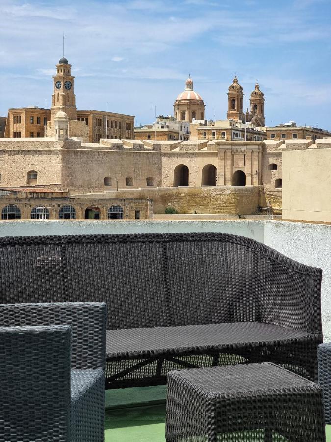 Traditional & Modern Maltese Townhouse - Rooftop Terrace And Sea Views, Close To Birgu Waterfront Cospicua Экстерьер фото